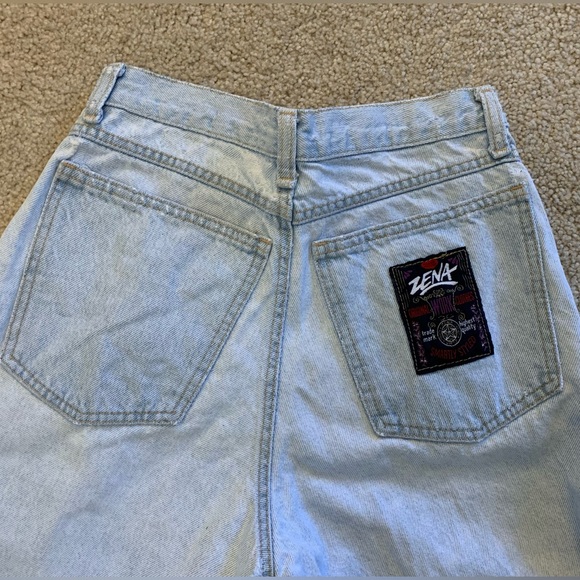 1990s Faded Distressed Zena Jeans. - Picture 3 of 13